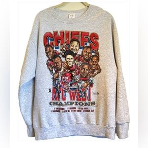 Vintage Kansas City Chiefs caricature crew neck sweatshirt ❤️💛🏈